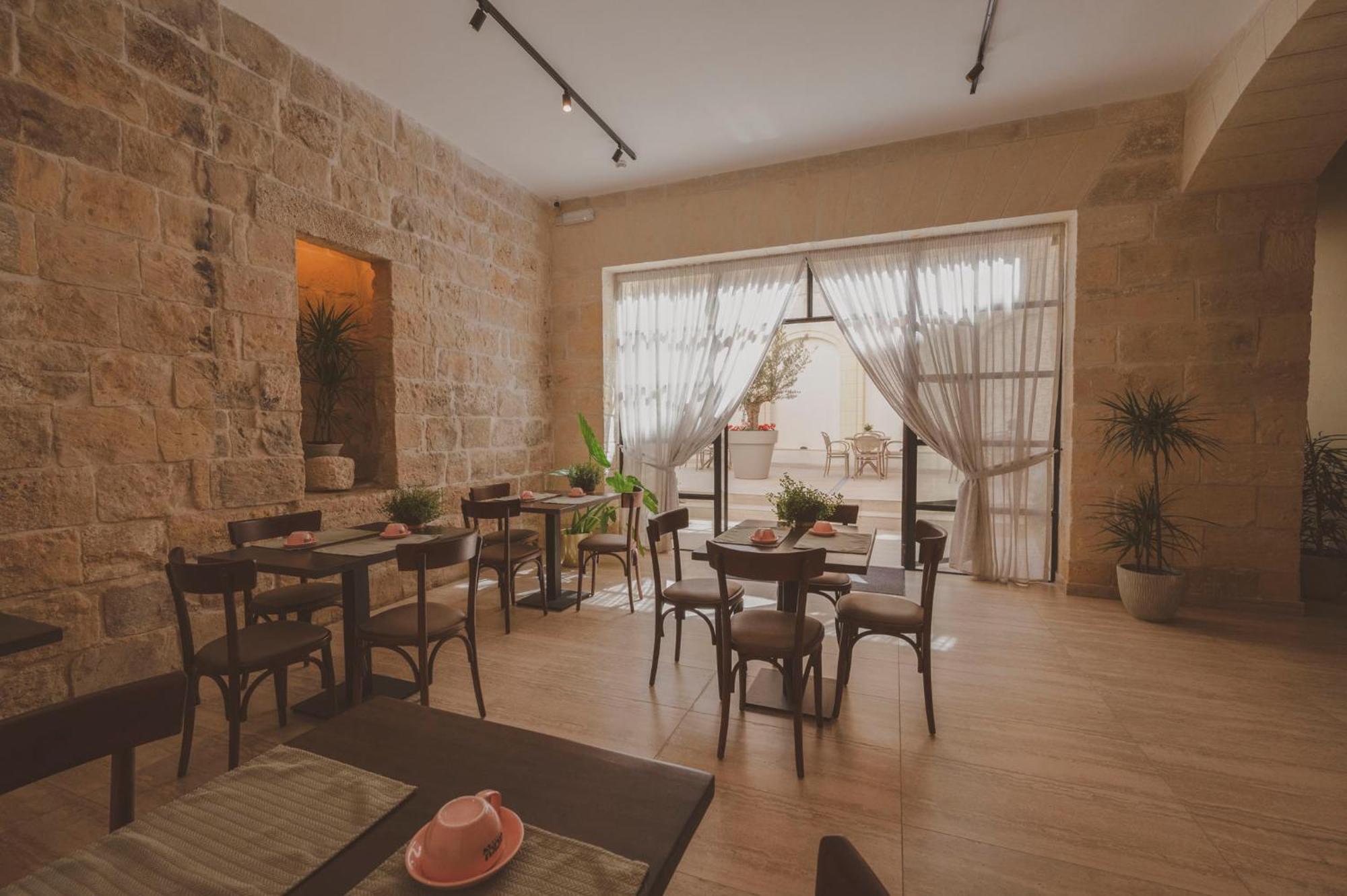 Maria Rosa Suites Victoria Bagian luar foto