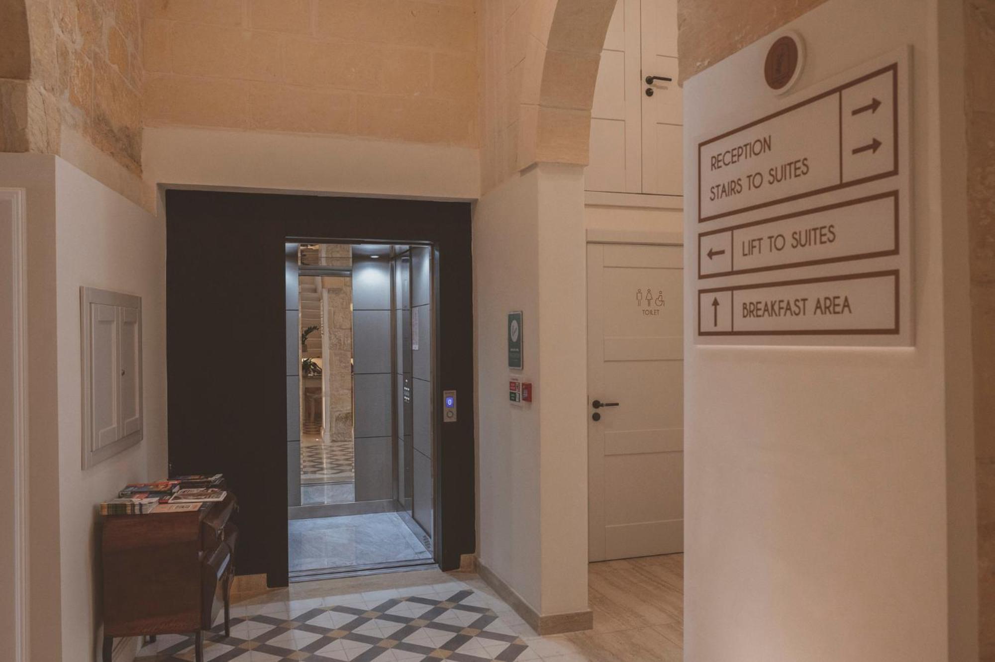Maria Rosa Suites Victoria Bagian luar foto